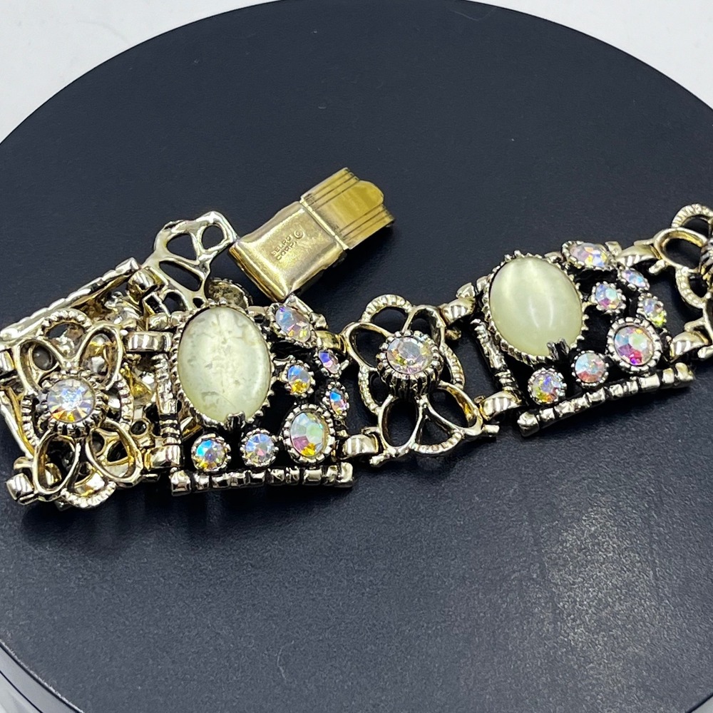 Selro Corp Vintage Designer Cabochons Aurora Borealis Rhinestone Bracelet